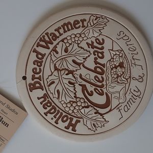 Holiday Bread Warmer 6.25" Celebrate Family Friends Artist Signed Lyn Ulick 1990